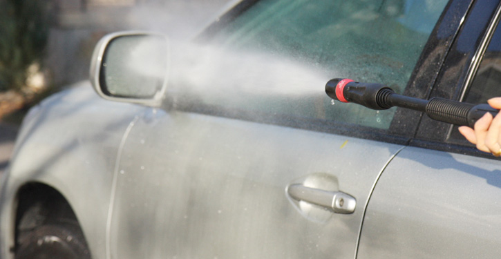 pressure washing car